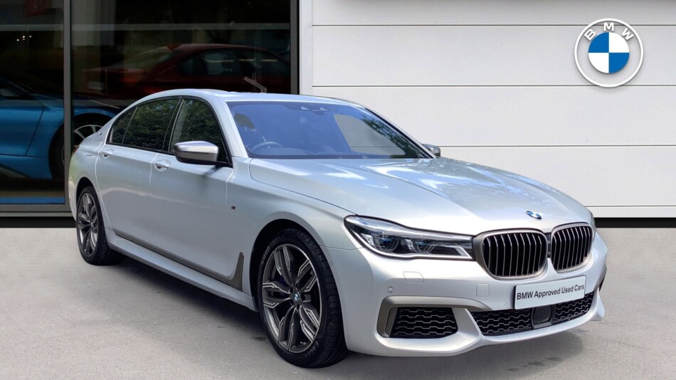 Bmw m760li xdrive v12